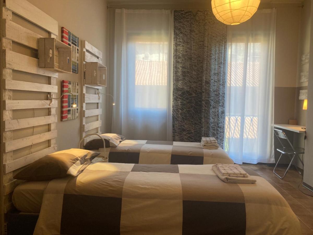 La Casa Di Garibaldi Appartement Borgomanero Buitenkant foto