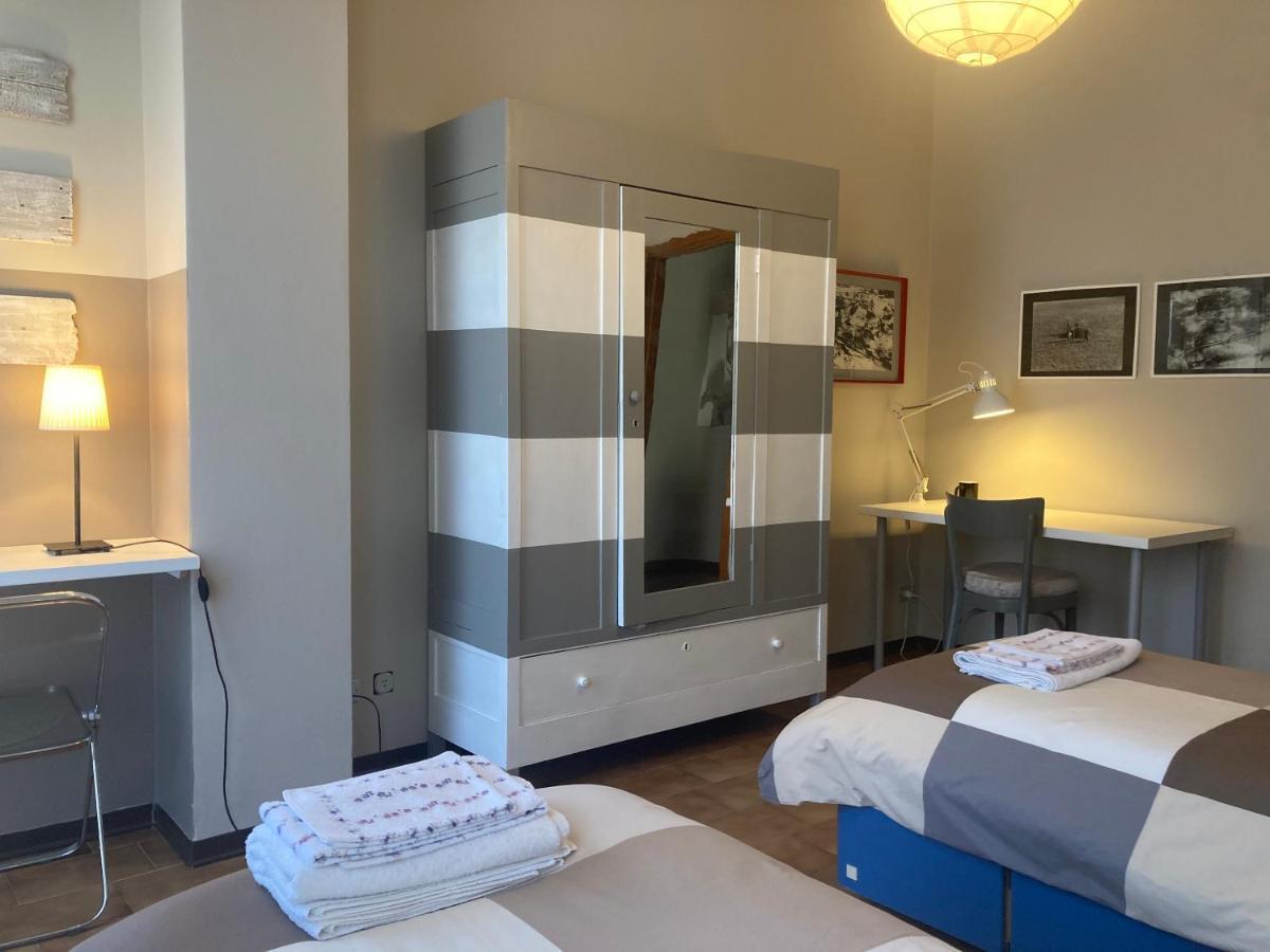 La Casa Di Garibaldi Appartement Borgomanero Buitenkant foto